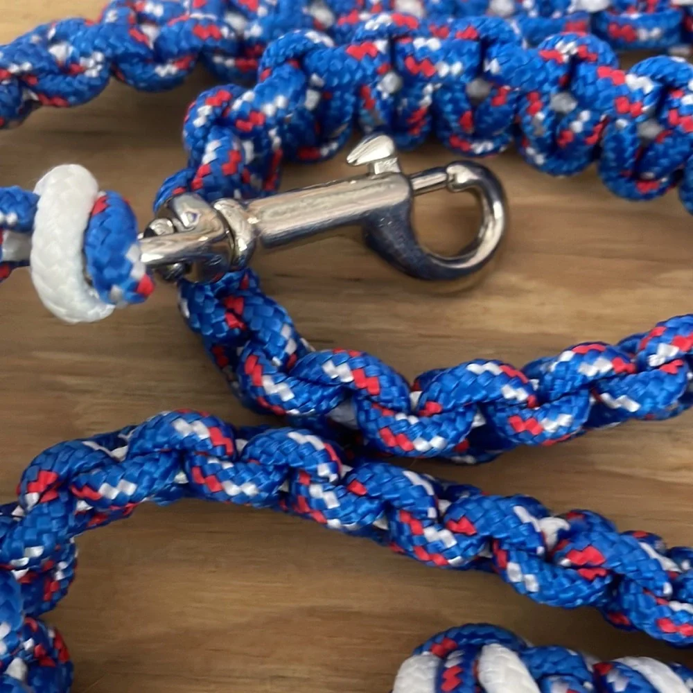 Handmade paracord dog leash - Picture 3 of 6